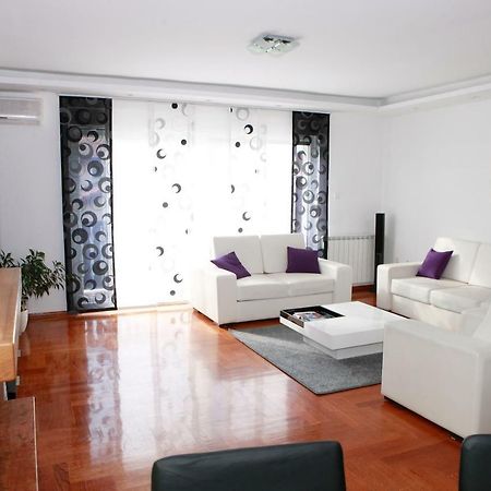 Apartmani Nova Karlovac Extérieur photo