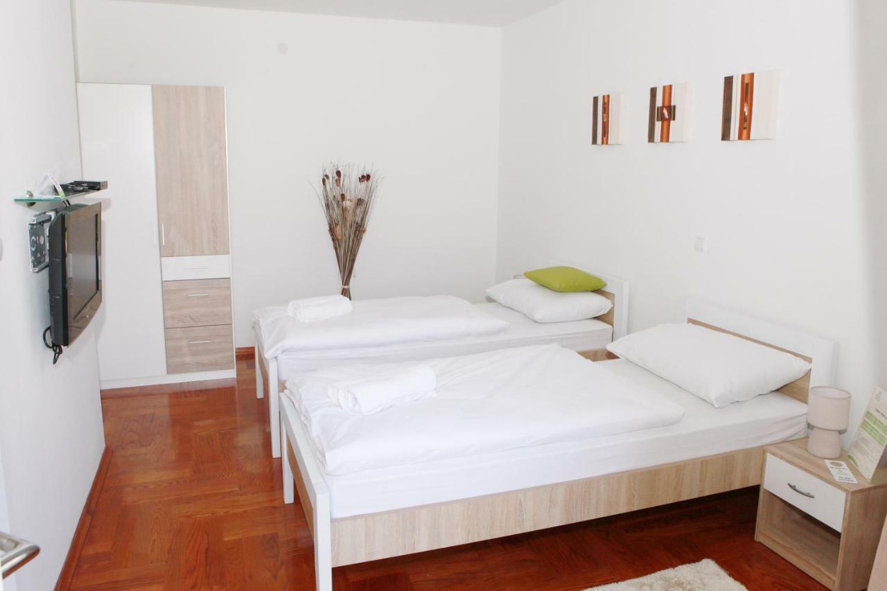 Apartmani Nova Karlovac Extérieur photo