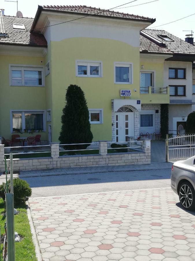 Apartmani Nova Karlovac Extérieur photo